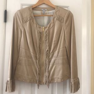 Beautiful soft suede feel jacket.